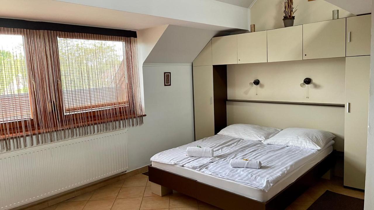 Gyula Var Panorama Apartman Zewnętrze zdjęcie