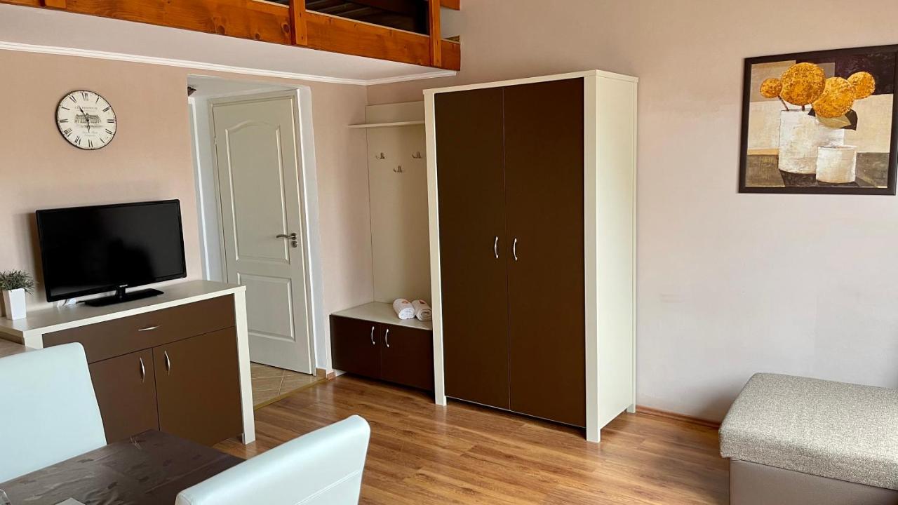 Gyula Var Panorama Apartman Zewnętrze zdjęcie